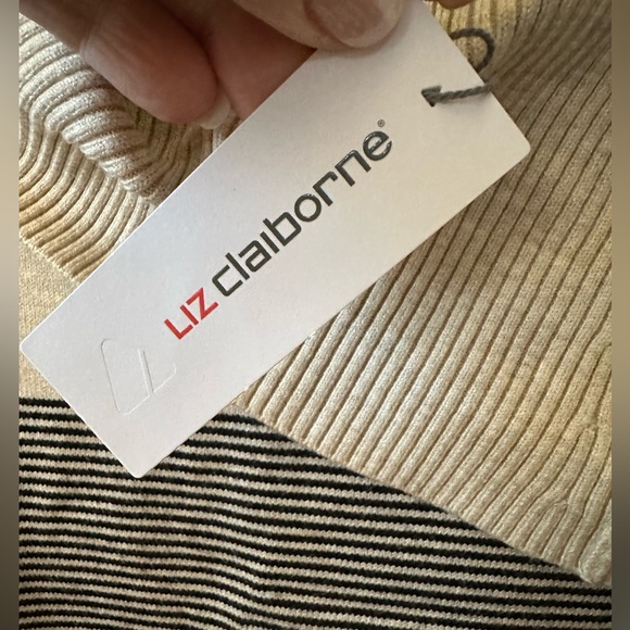 Liz Claiborne Ribbed Knit Sweater in Tan and Black - Picture 6 of 8